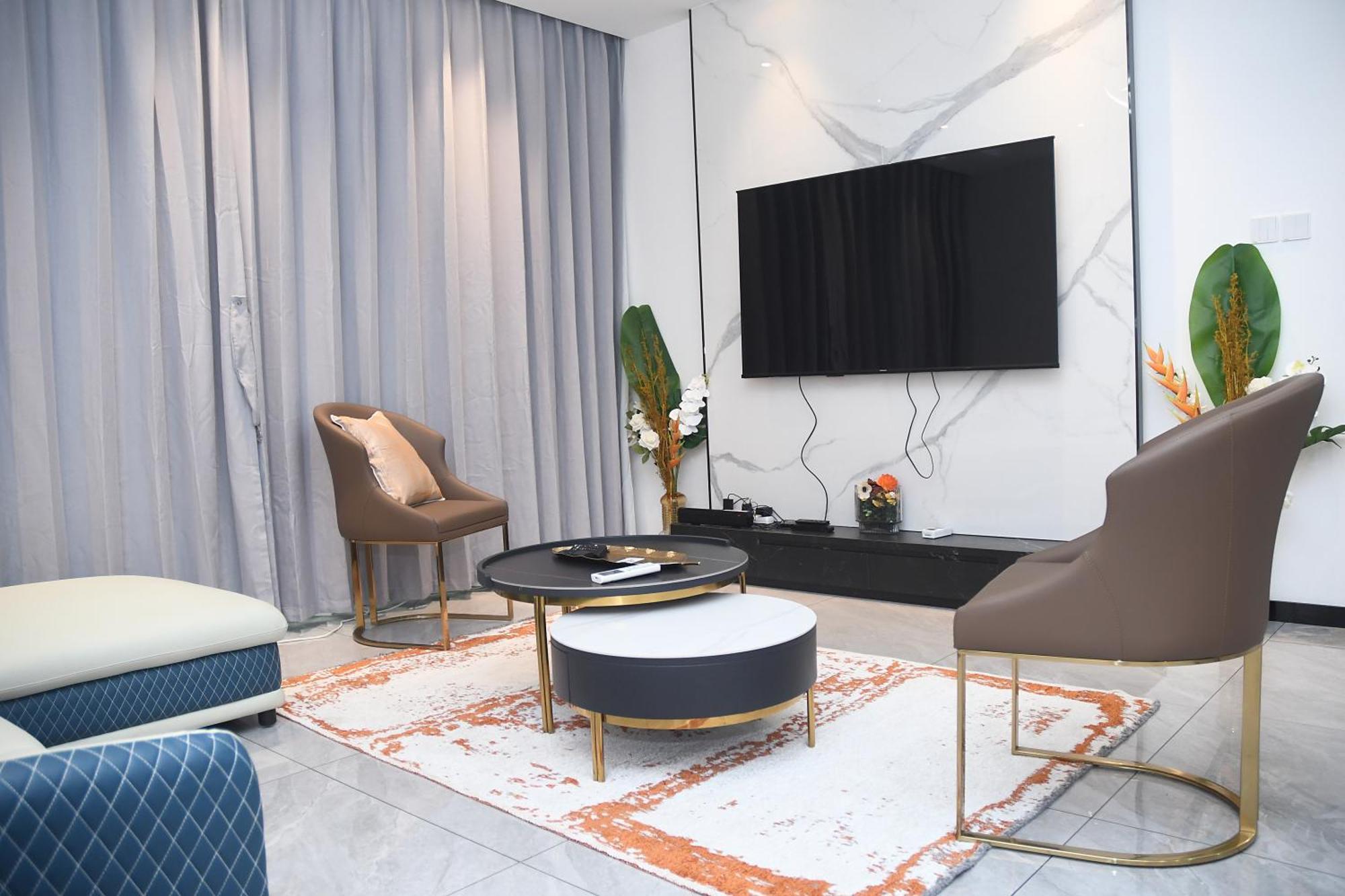Gracey Concierge Apartments - Avenue Uvira Kinshasa Buitenkant foto