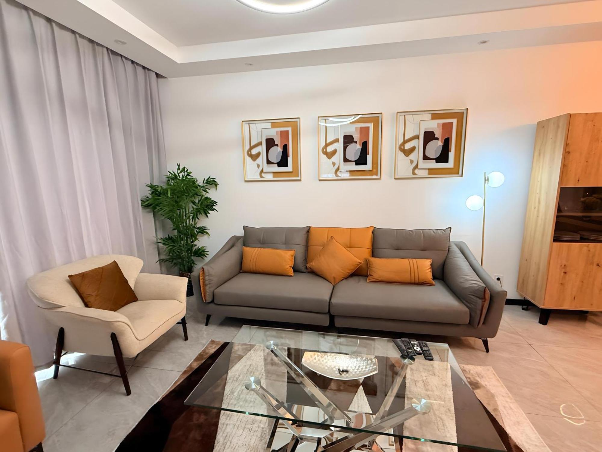 Gracey Concierge Apartments - Avenue Uvira Kinshasa Buitenkant foto